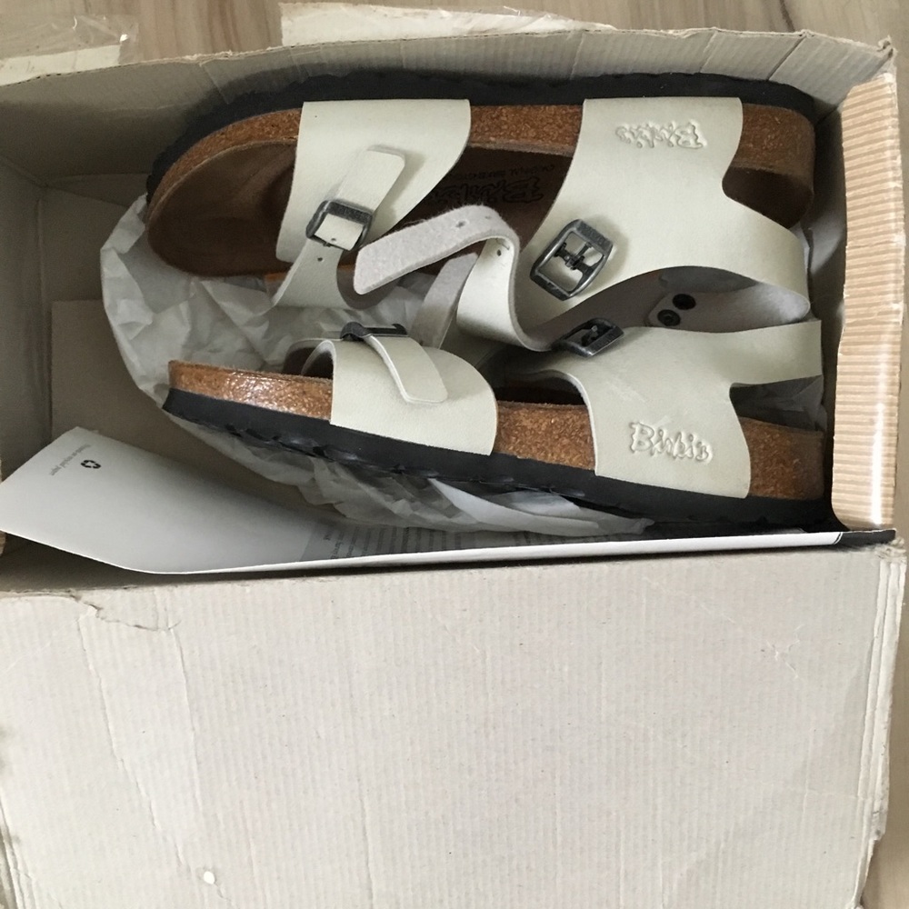 White Birkenstock’s Birkis